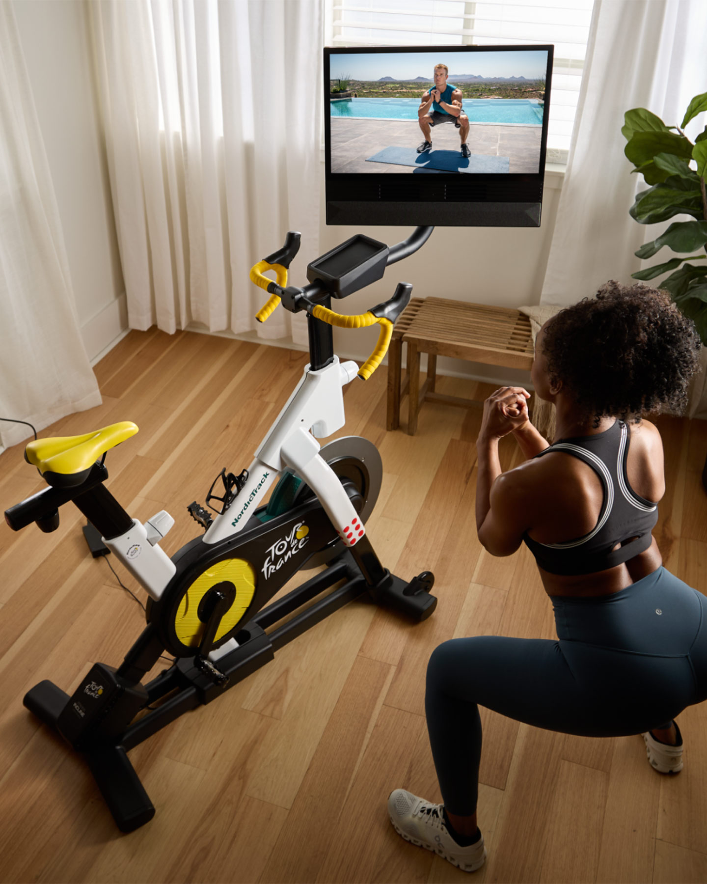 Spin bike NORDICTRACK TOUR DE FRANCE + IFIT PRO A  - Bianco - 2 | Cisalfa Sport