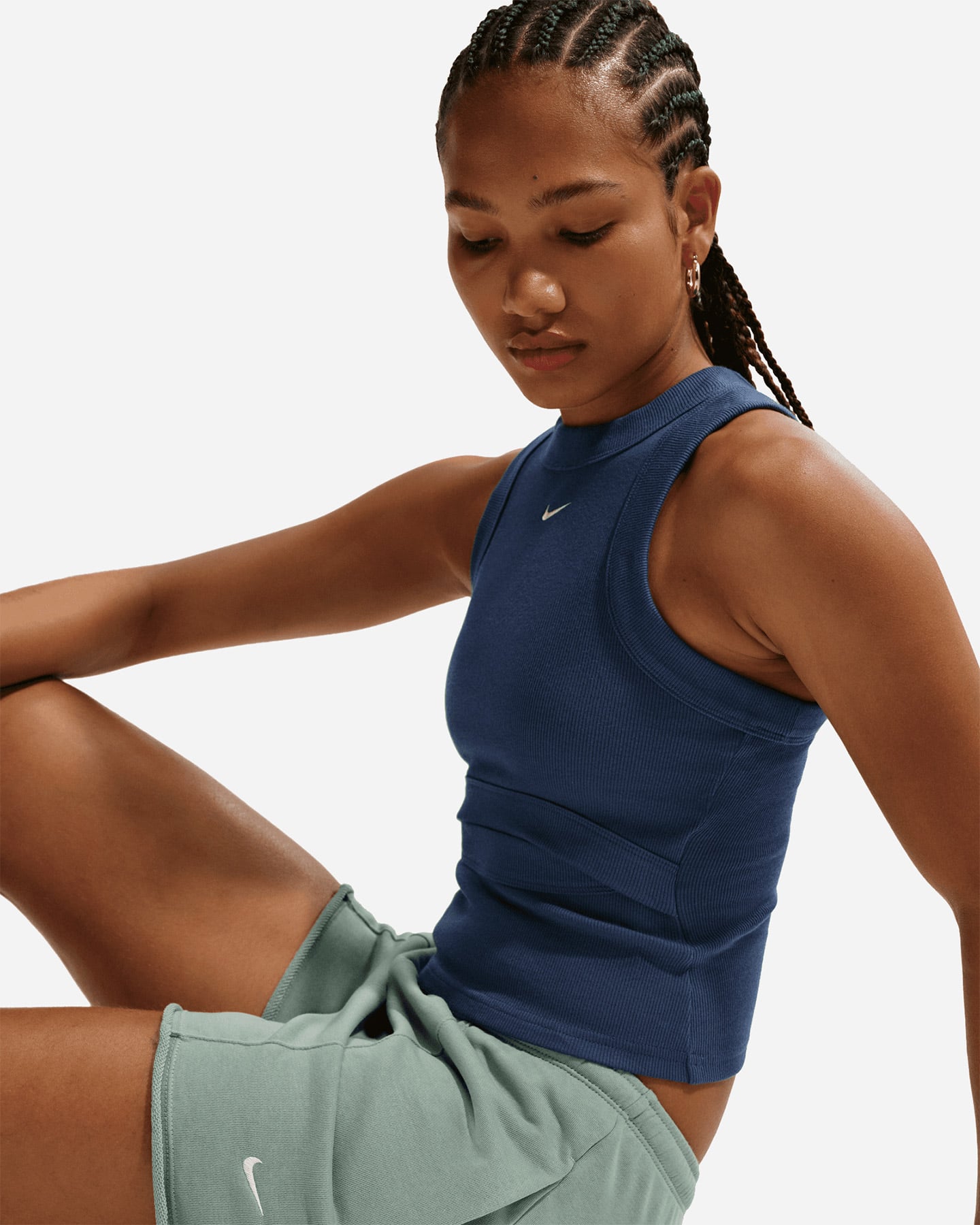 Pantaloncini NIKE CHILL SMALL LOGO W - Verde - 5 | Cisalfa Sport