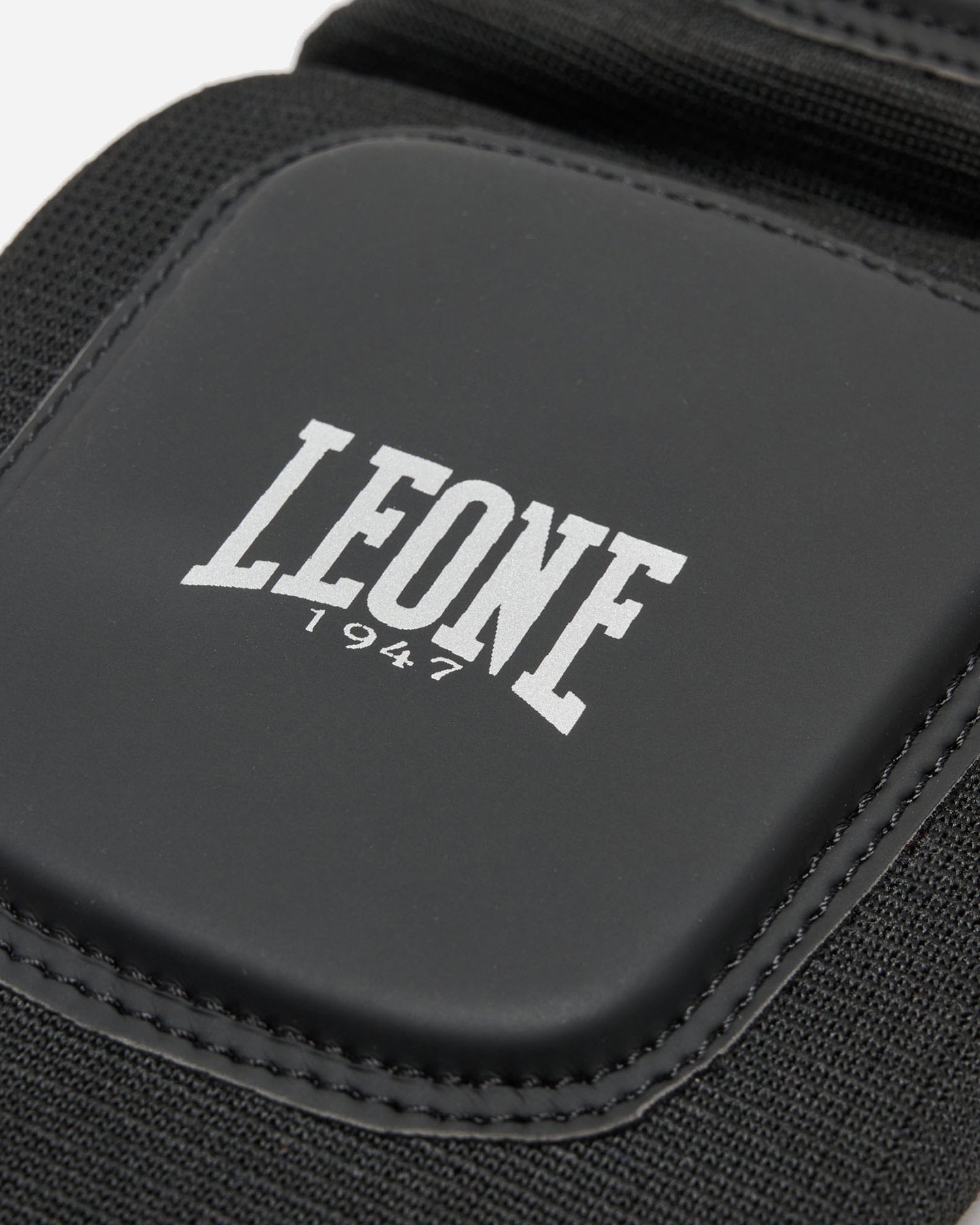 Paratibie LEONE BLACK EDITION  - Nero - 5 | Cisalfa Sport